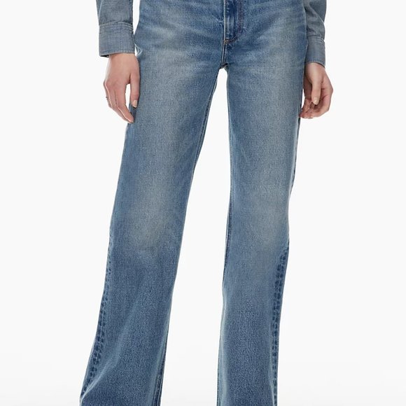 Aritzia "The Marianne Mid Rise Loose Flare 32L", Colour "5 Yrs Bleu With Love" - Picture 3 of 4